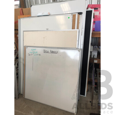 Whiteboards, Pinboards and Partition Panels - Lot of 12