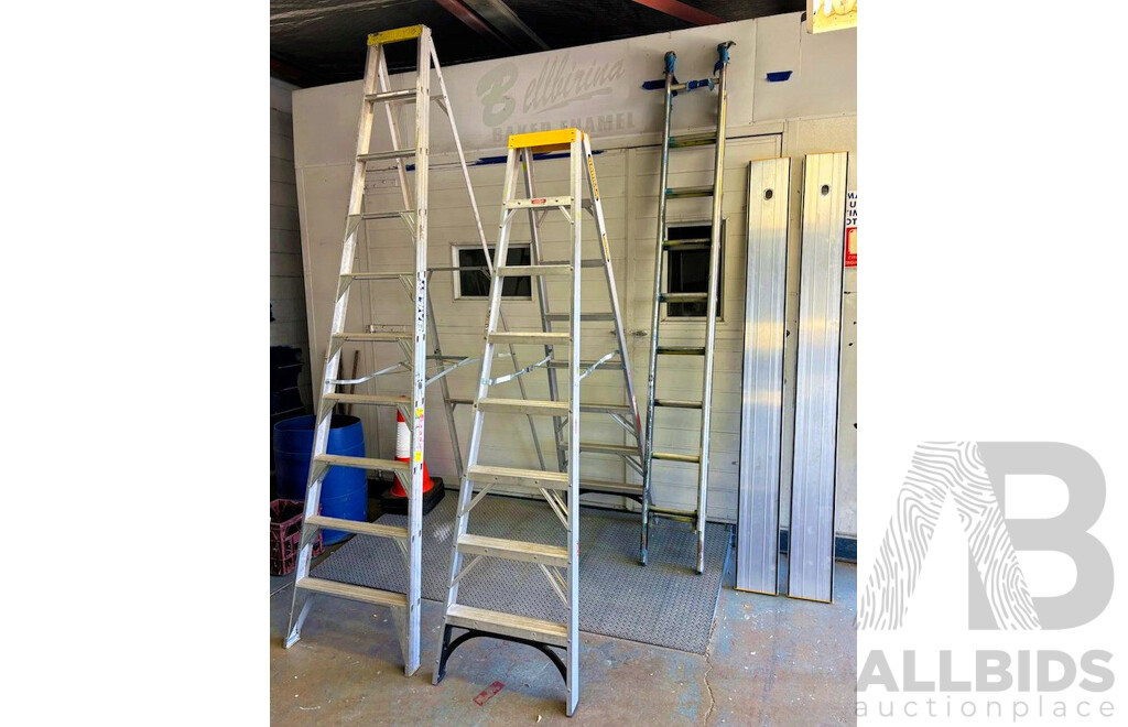 A Frame, Extension Ladders and Aluminium Planks - Lot of Five