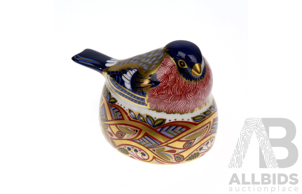 Royal Crown Derby Porcelain Bull Finch Nesting Paperweight
