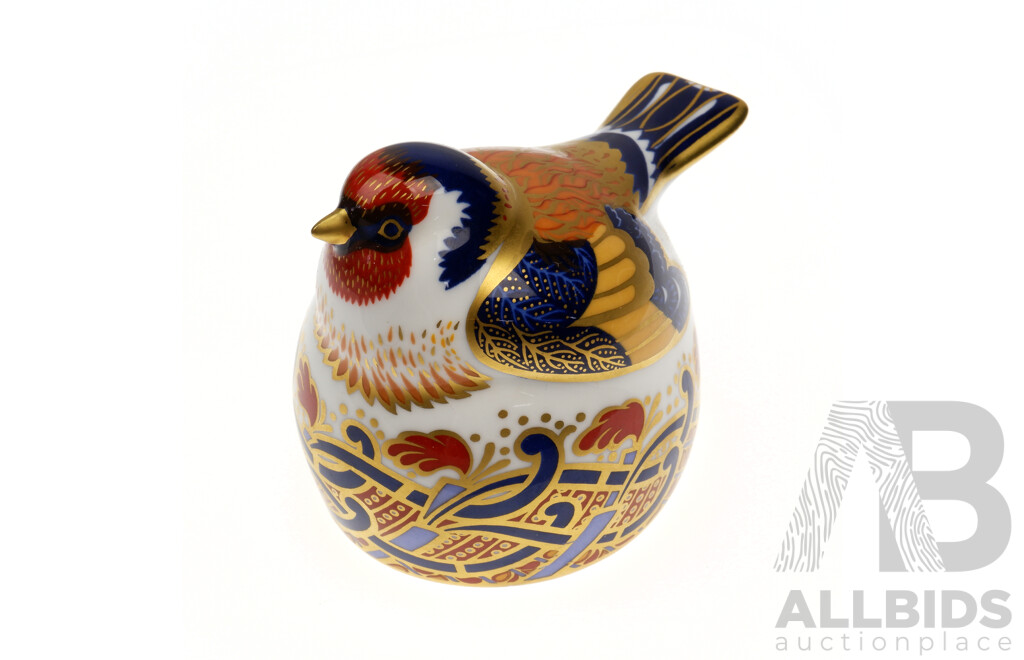 Royal Crown Derby Porcelain Goldfinch Nesting Paperweight