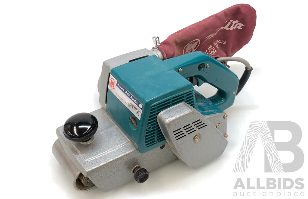 Makita 100mm Electric Belt Sander