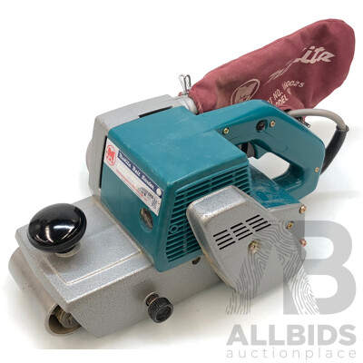 Makita 100mm Electric Belt Sander