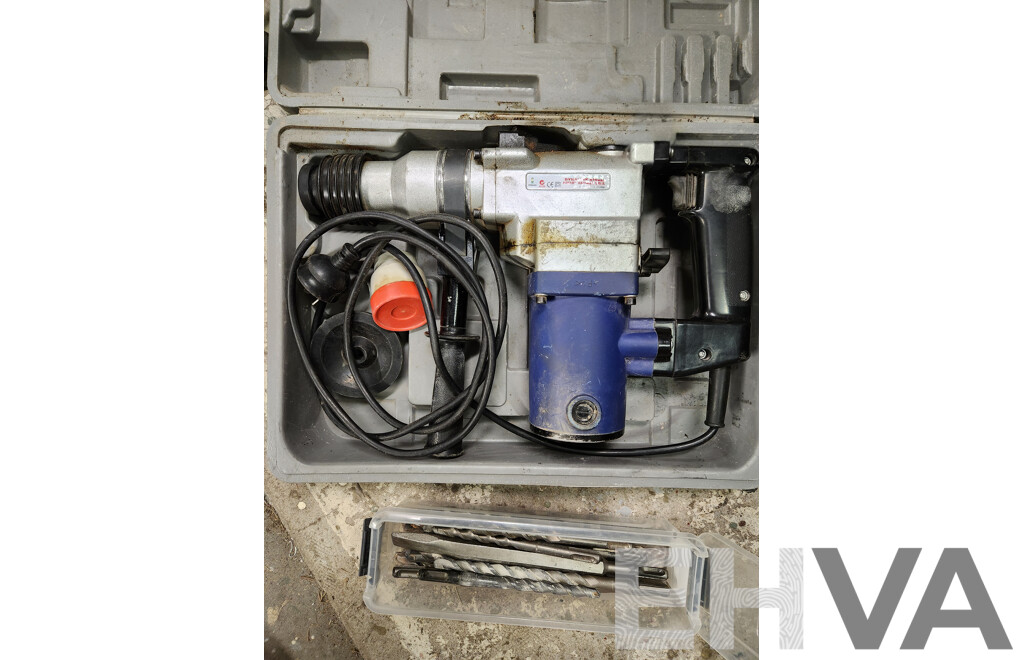 Dynalink 620 Watt Rotary Hammer Drill and Drill Bits