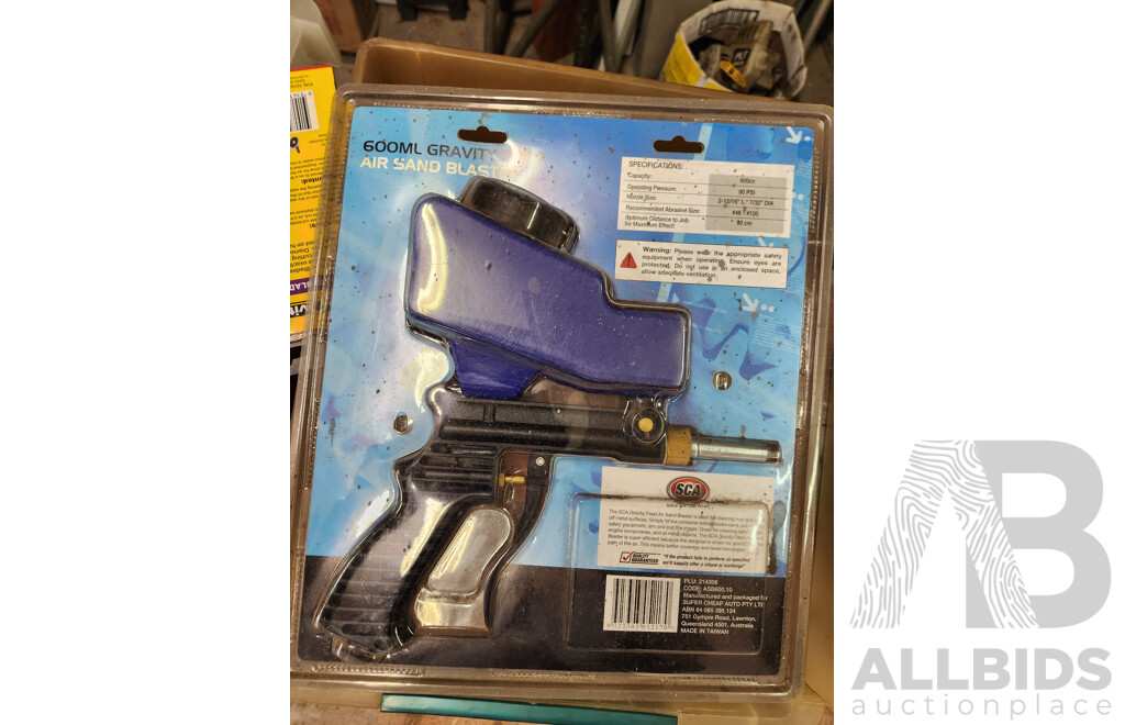 Selection of Electric Power Tools - Lot of Three