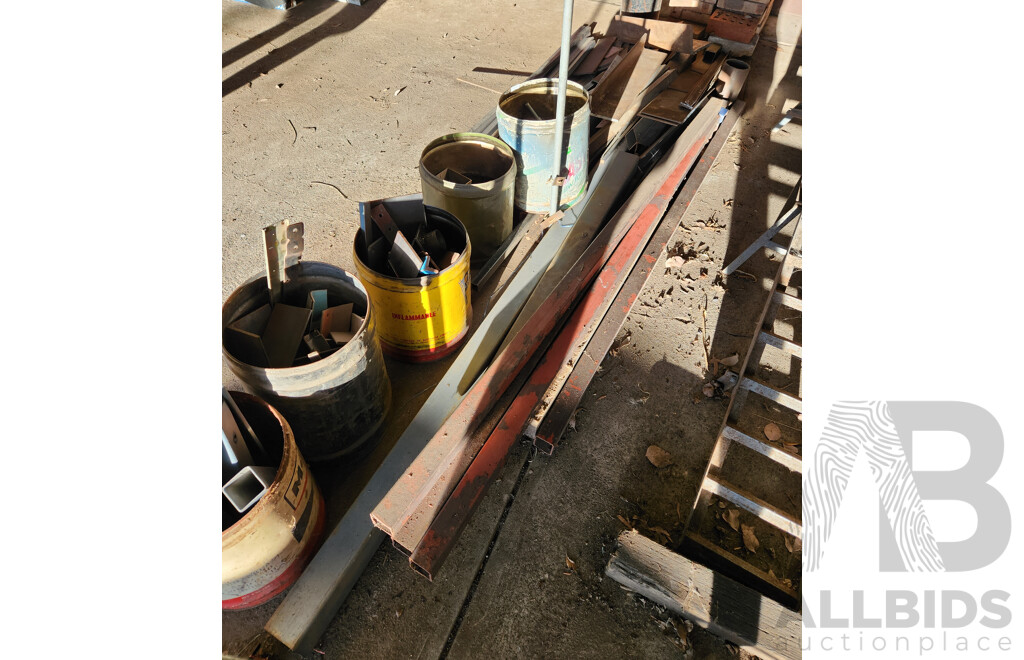 Quantity of Steel Offcuts and Scrap Metal Including Five Metal Tins
