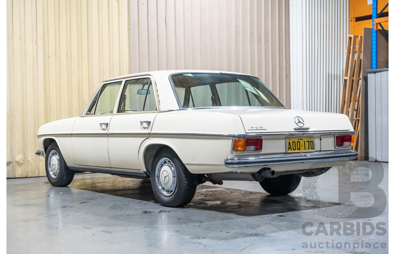 12/1970 Mercedes Benz 230 W114 4d Sedan Cream 2.3L