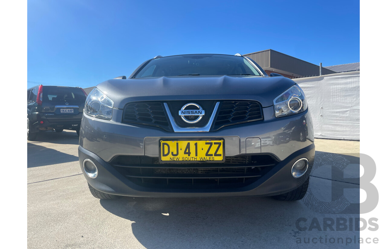 02/2014 Nissan Dualis +2 Ti-L (4x2) FWD J10 MY13 4D Wagon Grey 2.0L