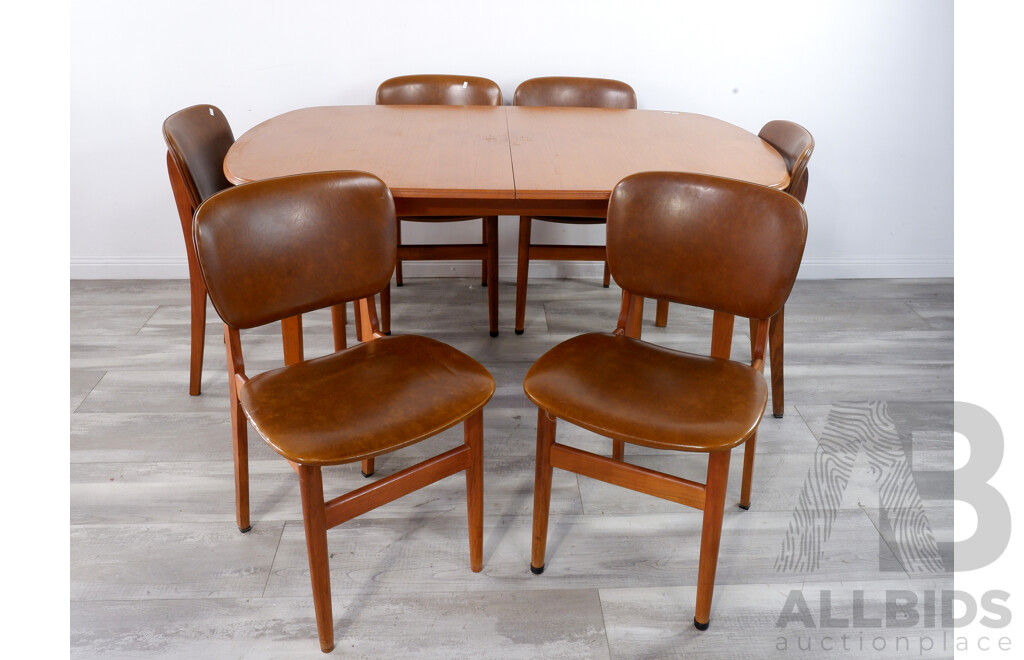 Retro Extension Dining Table with Six Chairs