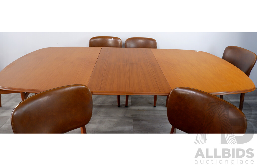 Retro Extension Dining Table with Six Chairs