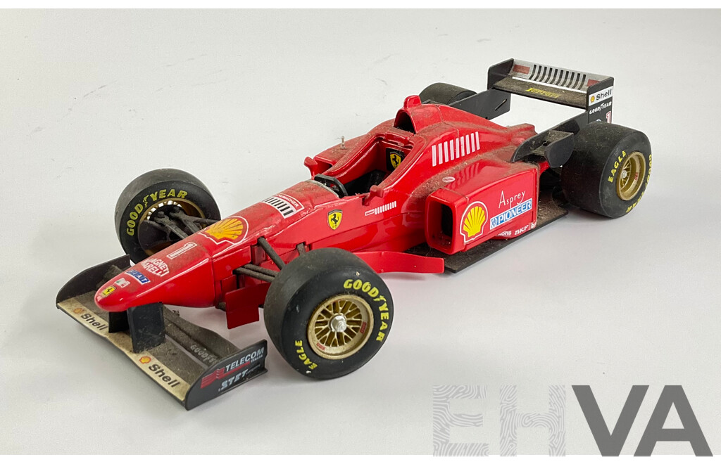 Maisto Diecast 1996 Ferrari Formula One with Functional Steering - 1:20 Scale