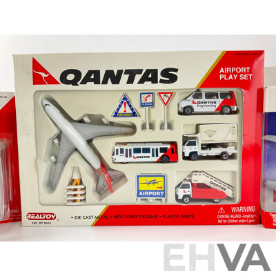 Boxed Qantas Diecast and Plastic Airport Play Sets