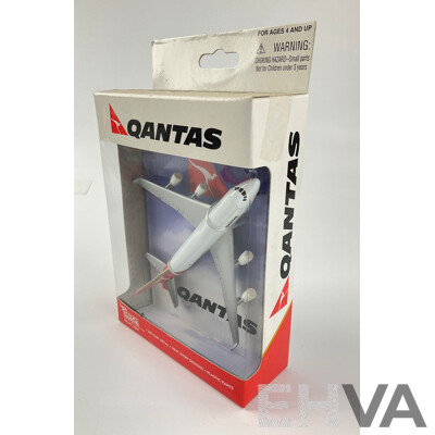 Boxed Qantas Diecast and Plastic Airport Play Sets