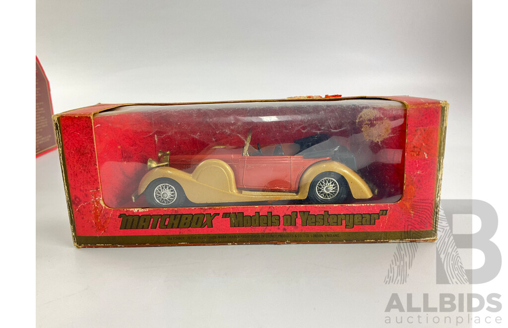 Five Matchbox Models of Yesteryear Including 1938 Lagonda Drophead Coupe, 1918 Crossley Beer Lorry, 1917 Yorkshire Steam Wagon and Model T Vans