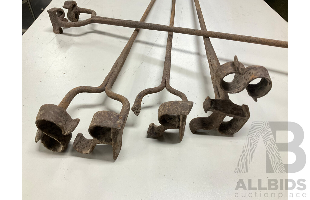 Four Iron Cattle Branding Rods 'RS'
