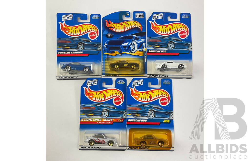 Five Boxed Hot Wheels Porsches, 959, 930 and Carrera