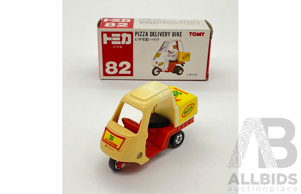 Vintage Tomica Diecast Pizza Delivery Bike with Original Box (82) Made in Japan