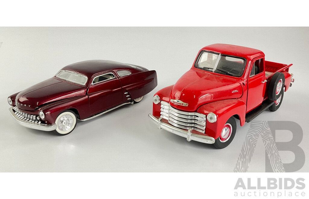 Saico Diecast 1953 Chevrolet 3100 and 1949 Ford Mercury, Both with Functional Doors, Bonnet and Steering