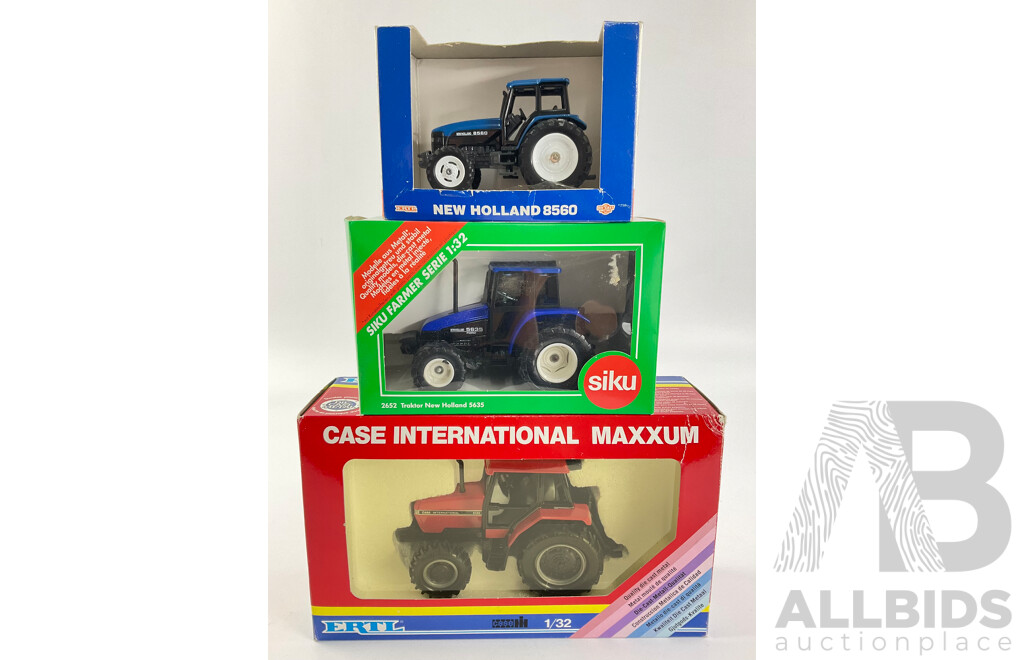 Vintage Diecast Tractors Including Ertl Case International and New Holland 8560 with Siku New Holland 5635