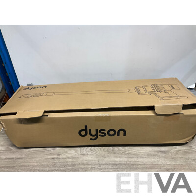 DYSON Outsize Absolute Cordless Stick Vacuum