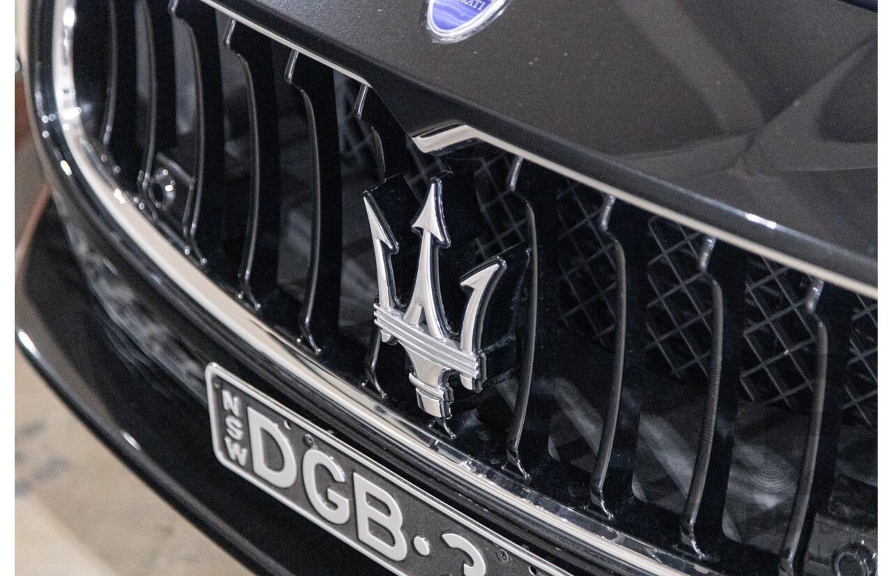 5/2015 Maserati Ghibli D M157 4d Sedan Metallic Black Turbo Diesel V6 3.0L