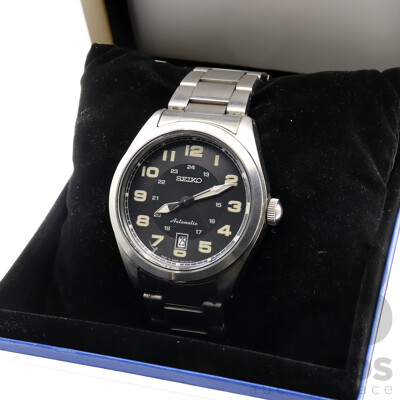 Seiko Automatic 4R35-02W0 Mens Watch with Date Dial, in Original Box