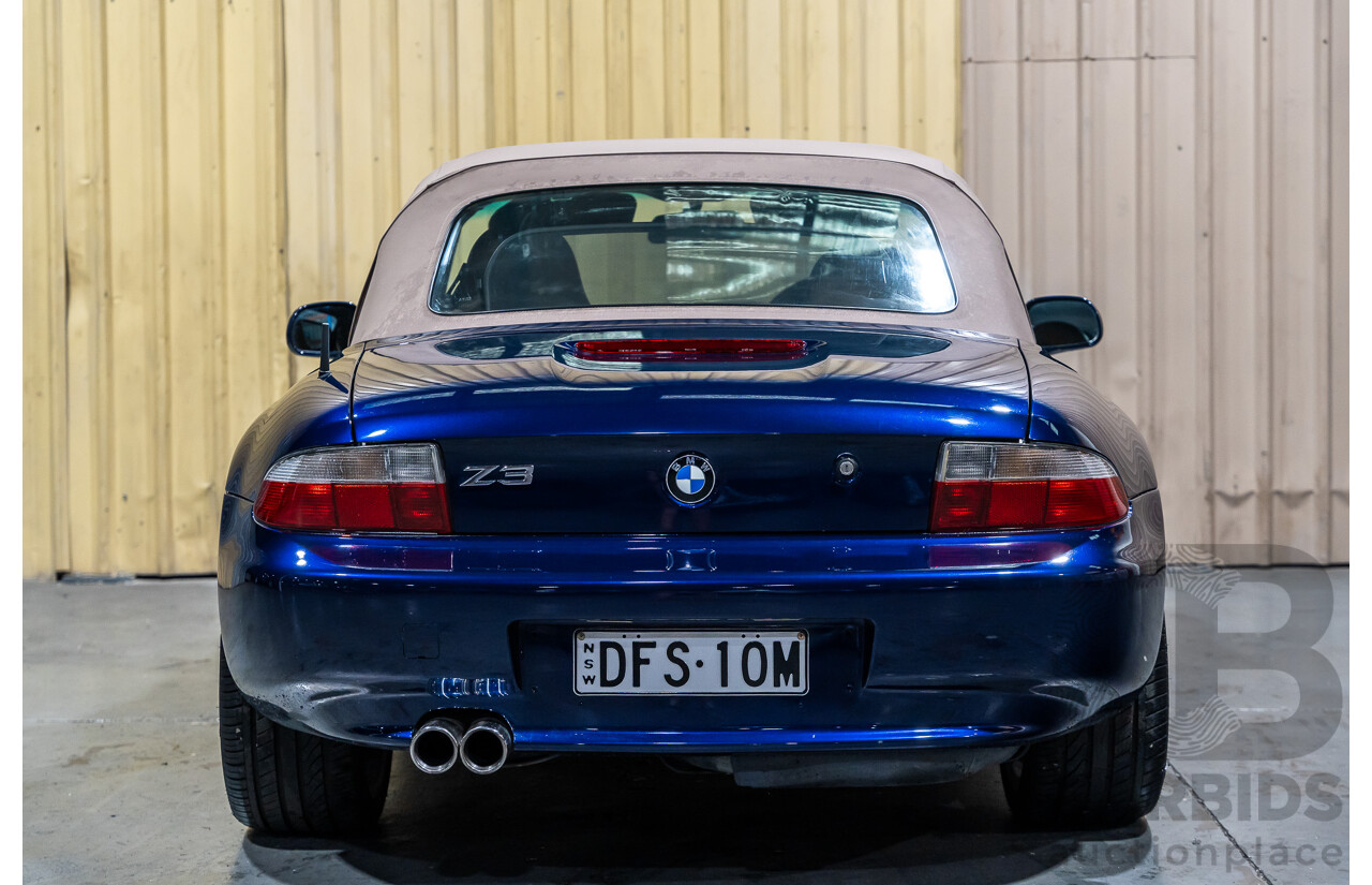 4/1997 BMW Z3 E36-7 2d Roadster Montreal Blue Metallic 1.9L