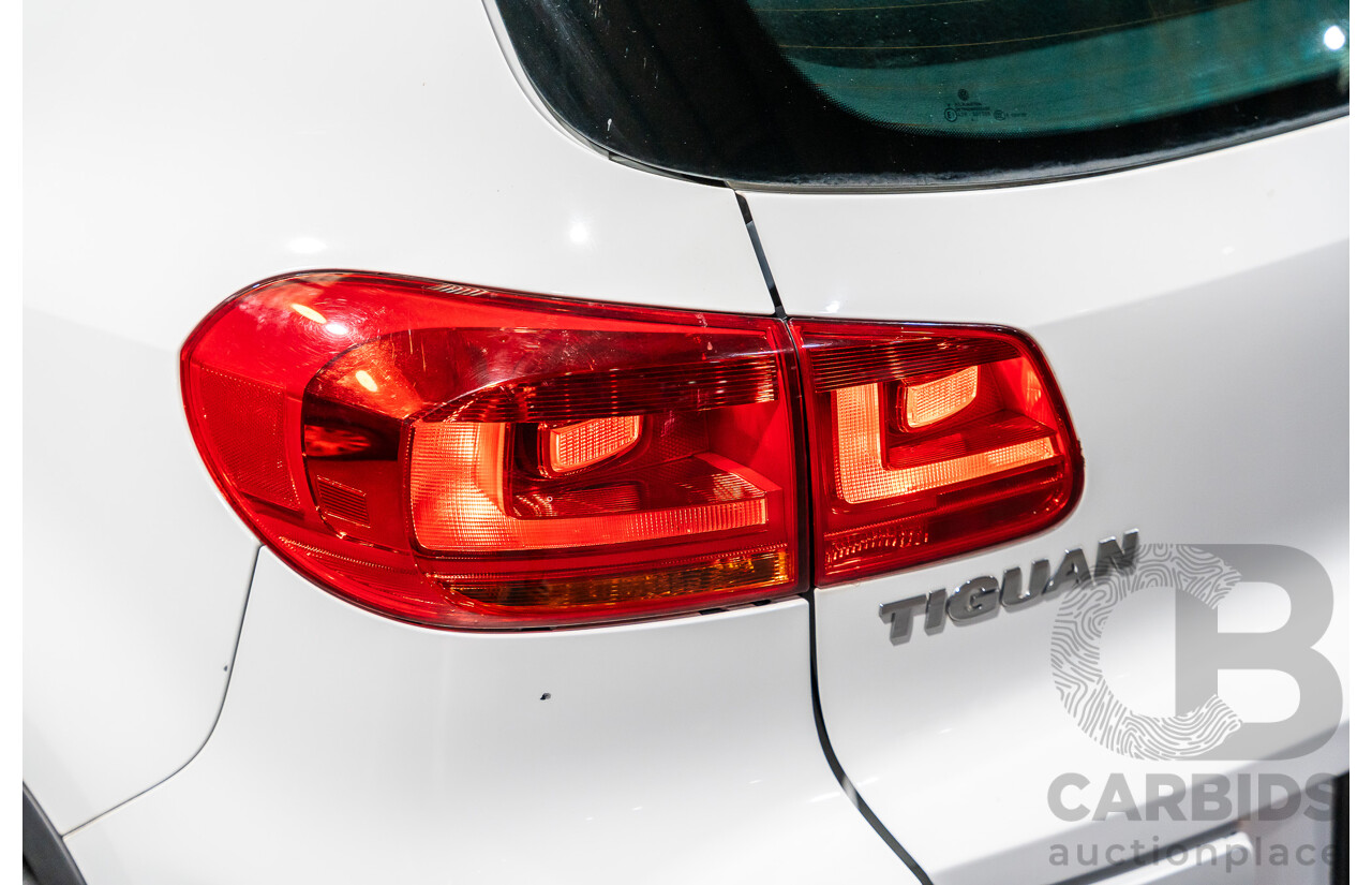 3/2015 Volkswagen Tiguan 132 TSI (AWD) 5NC MY15 4d Wagon White Turbo 2.0L