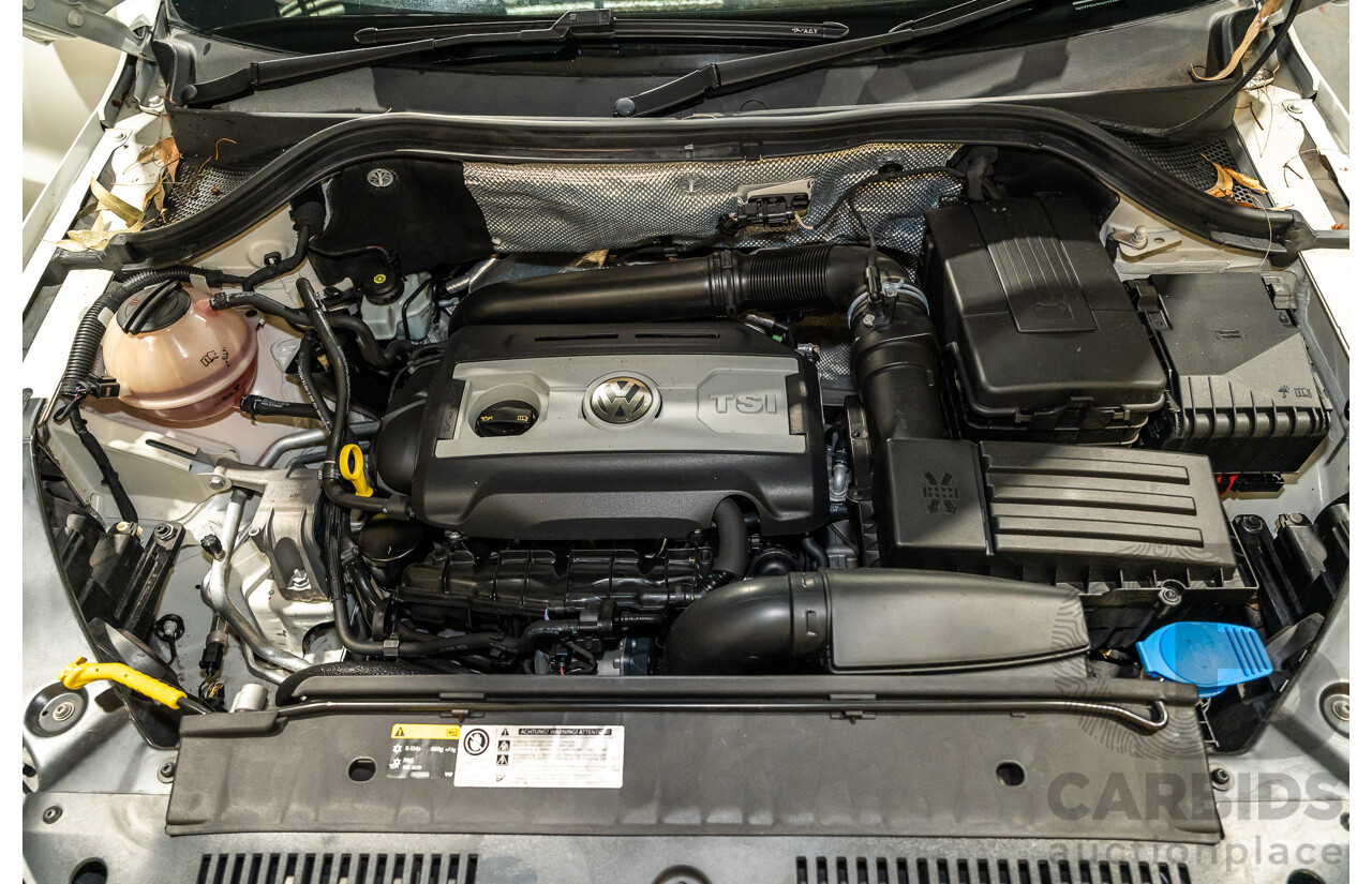 3/2015 Volkswagen Tiguan 132 TSI (AWD) 5NC MY15 4d Wagon White Turbo 2.0L
