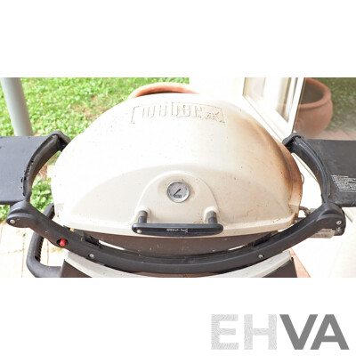 Weber Model Q BBQ and Stand with Cover