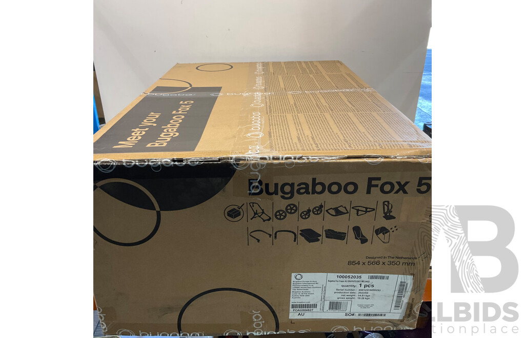 BUGABOO Fox 5 Base Graphite/Grey Melange - ORP$1,749.00