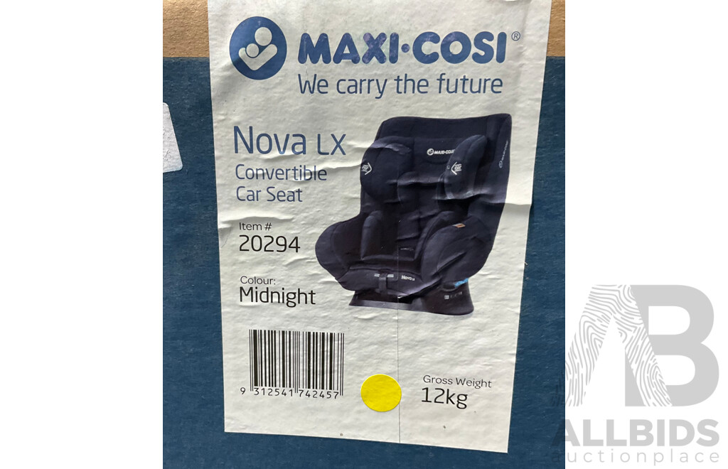 MAXI-COSI Nova Convertible Car Seat - Midnight - ORP$399