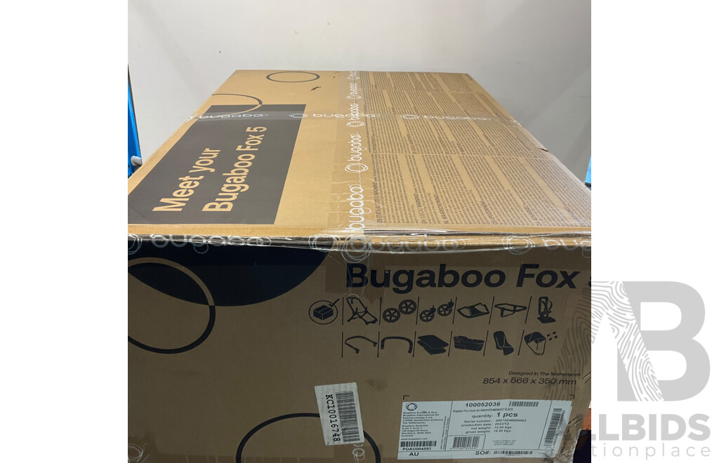 BUGABOO Fox 5 Base Graphite/Midnight Black - ORP$1,749.00