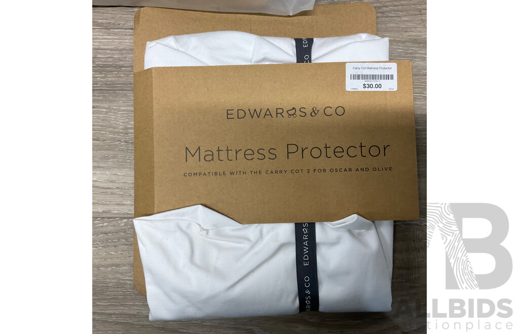 EDWARDS & CO Mattress Protector X2 & Bamboo Fitted Sheet (Pack of 2) X3 - Lot of 5