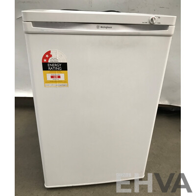 Westinghouse (WFM0900WC) 90L Bar Freezer