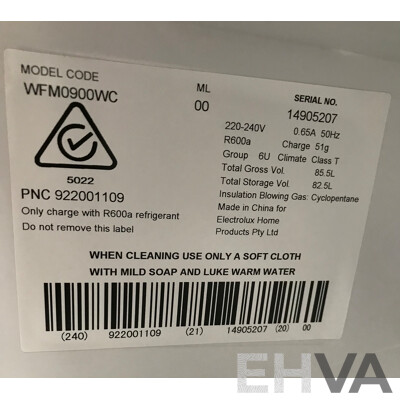 Westinghouse (WFM0900WC) 90L Bar Freezer