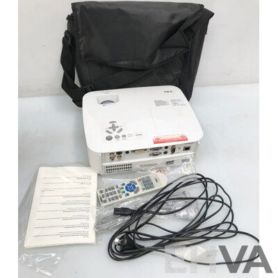 NEC (NP500G) UXGA LCD Projector