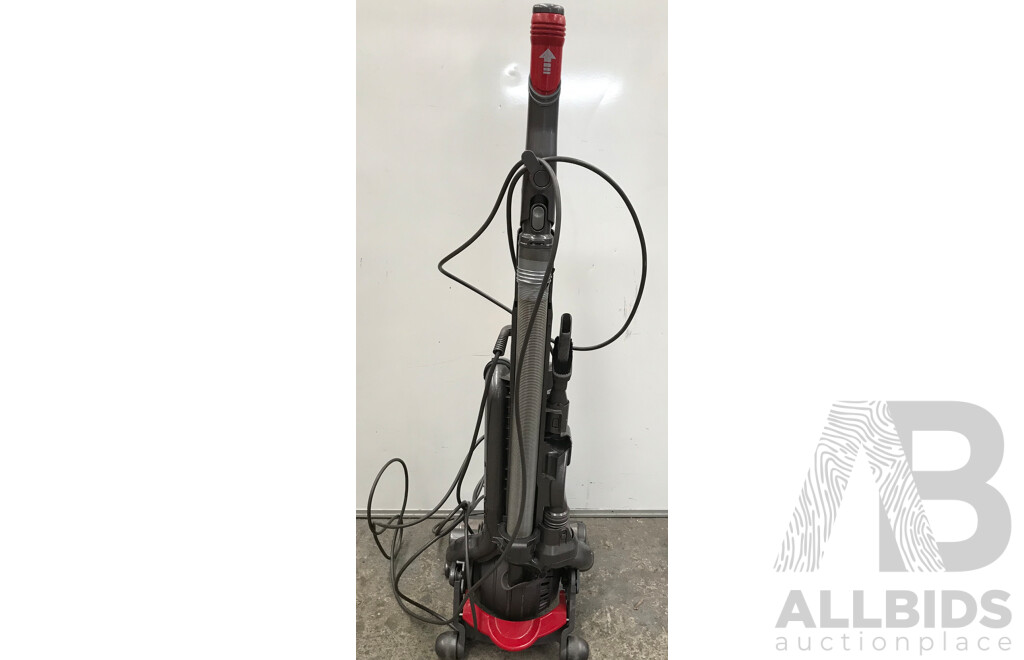 Dyson (DC25) Upright Vacuum