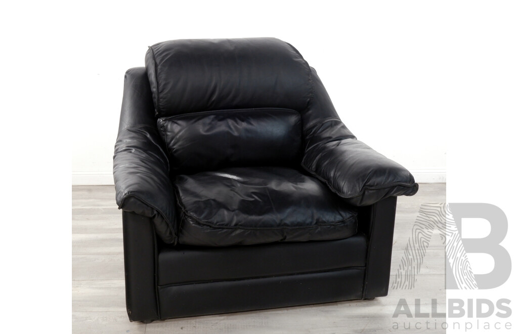 Black Leather Three Piece Lounge Suite by Pegar
