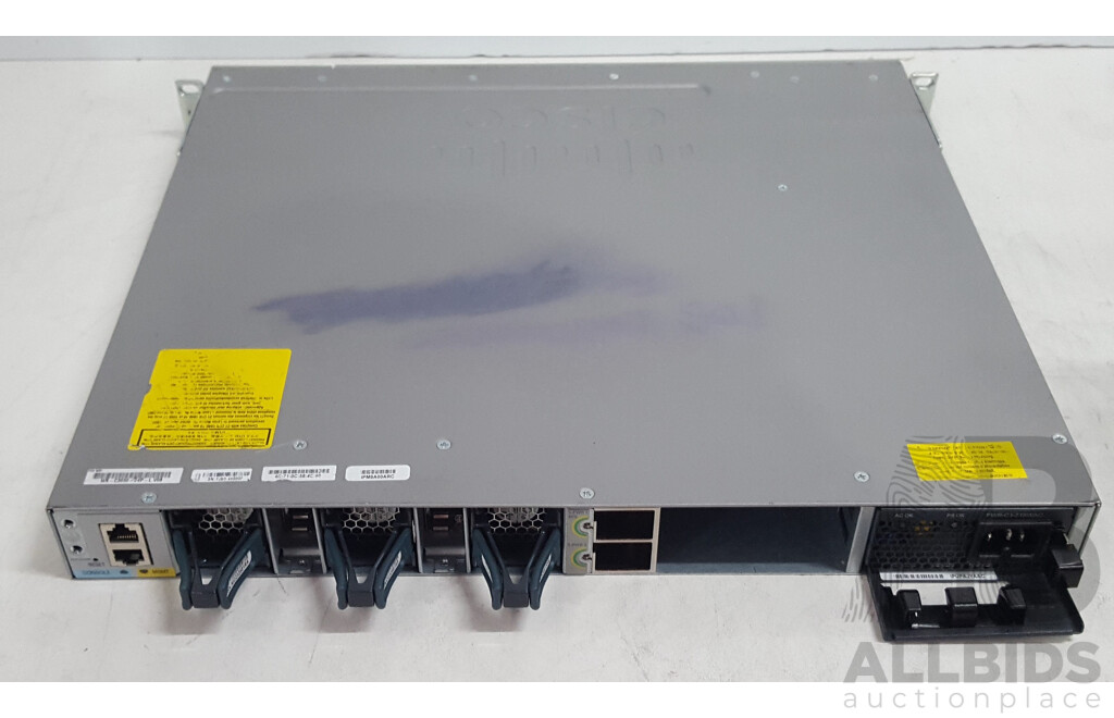 Cisco (WS-C3850-24P-L) Catalyst 3850 24 PoE+ Switch