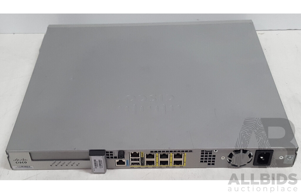 Cisco (ASA5515) ASA 5515-X Adaptive Security Appliance