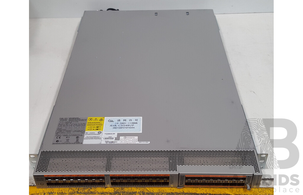 Cisco (N5K-C5548UP) Nexus 5548UP Fabric Switch