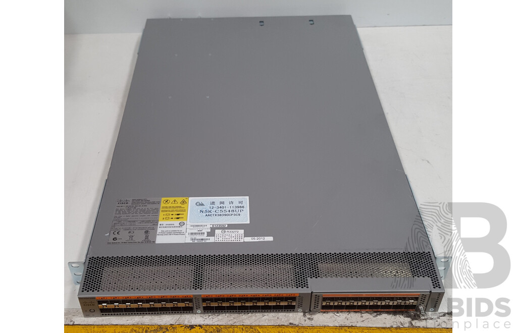 Cisco (N5K-C5548UP) Nexus 5548UP Fabric Switch