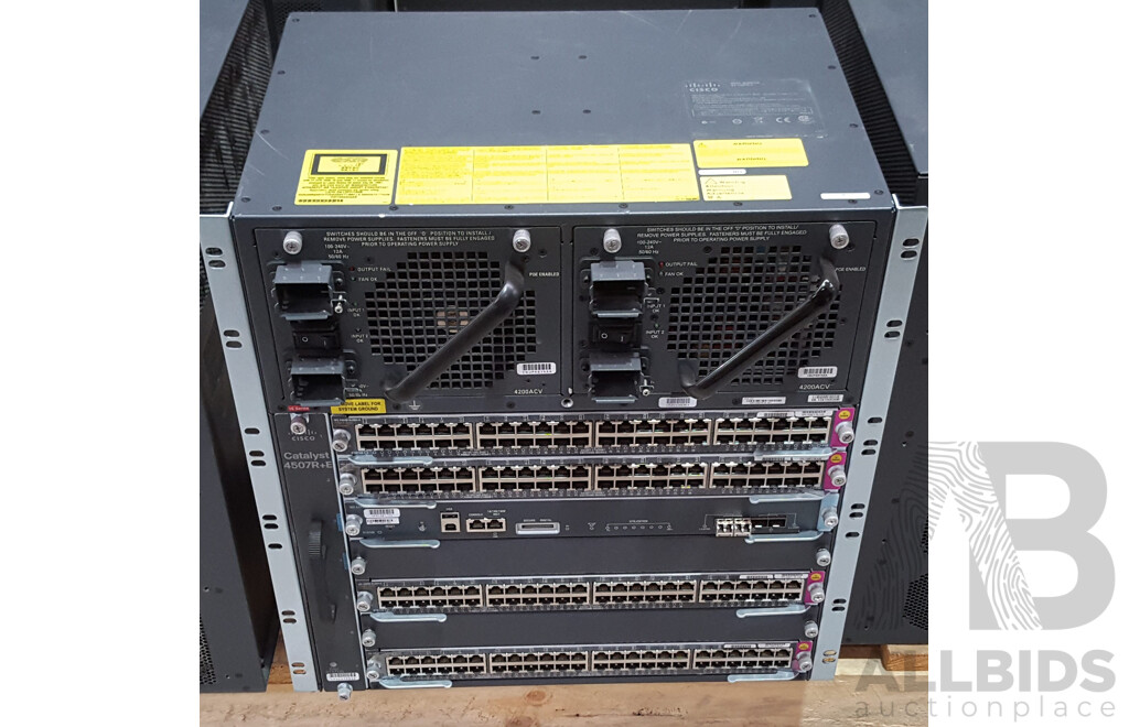 Cisco (WS-C4507R+E) Catalyst 4500+E Series Network Chassis