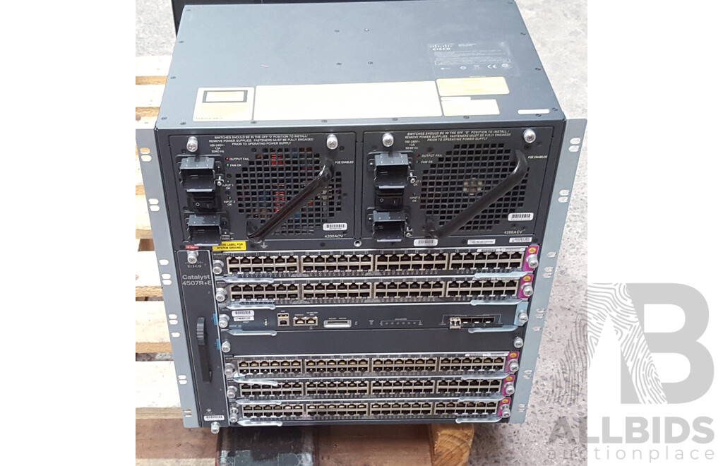 Cisco (WS-C4507R+E) Catalyst 4500+E Series Network Chassis