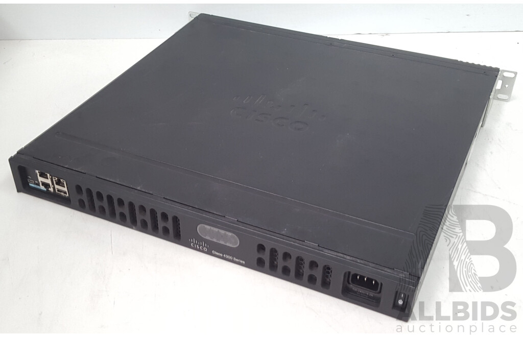 Cisco (ISR4331/K9) 4300 Series Integrated Services Router