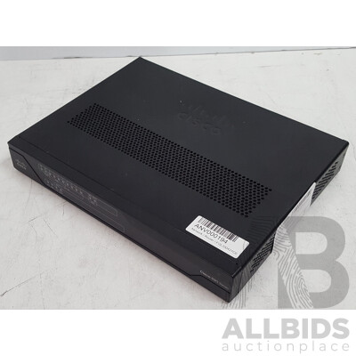 Cisco (C897VA-M-K9) 890 Series Router