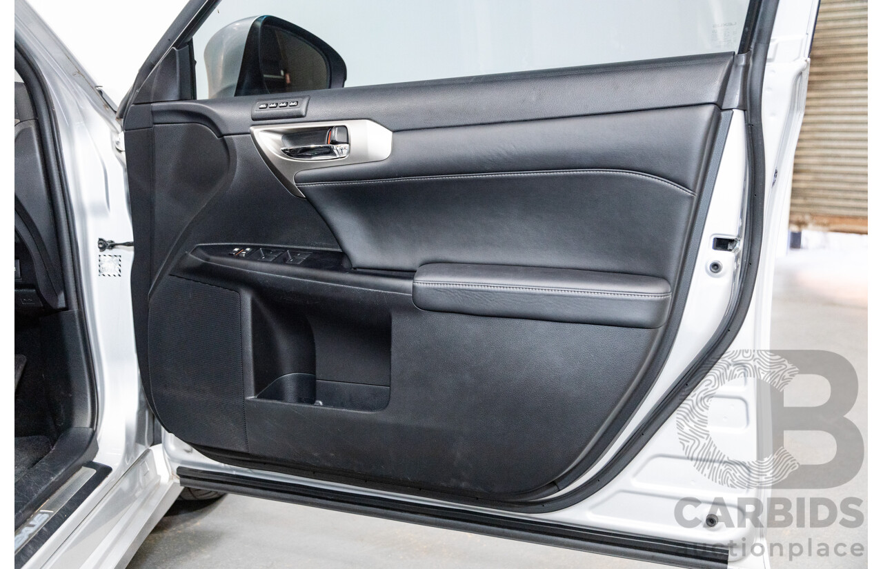 02/2015 Lexus CT 200H Hybrid Sports Luxury ZWA10R MY15 5D Hatchback Metallic Silver 1.8L