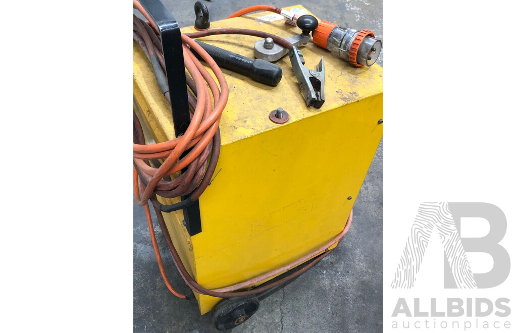 WIA Weldarc 300 Amp  ARC Welder