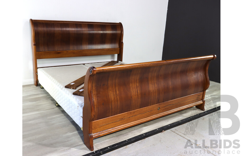 King Size Oak Sleigh Bed by Wentworth Furniture