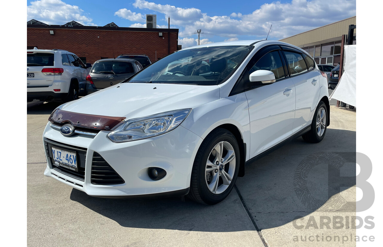 04/2013 Ford Focus TREND FWD LW MK2 5D Hatchback White 2.0L